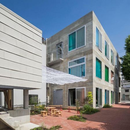 The Blend Inn - Studio Osaka Bagian luar foto