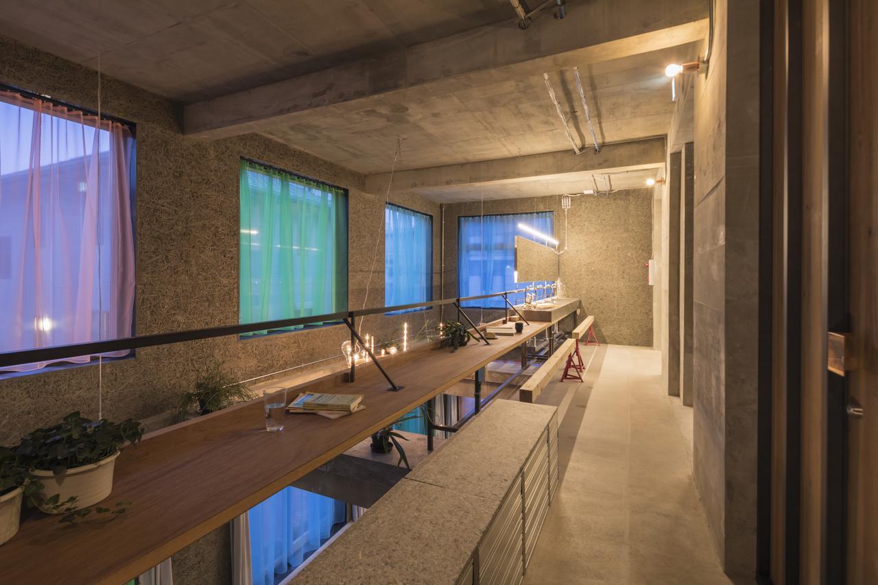 The Blend Inn - Studio Osaka Bagian luar foto